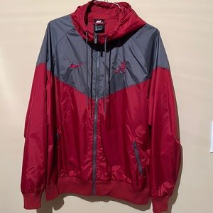 Alabama Nike Sportswear Men’s Size XL Windrunner!